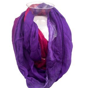 Chic 🧣Infinity Purple & Red Scarf